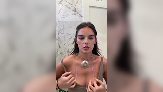 Natalie Noel Slipped Nipples On Live Instagram Show