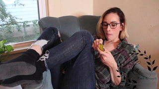 AuroraXoxo Step Sis Lets You Cum on Her Feet video