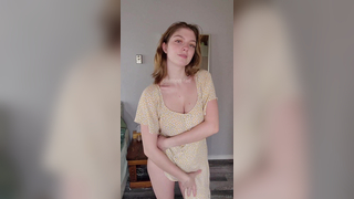 Makoshake Aka Carmen Rae In Country Frock Nude Stripteasing Onlyfans Video