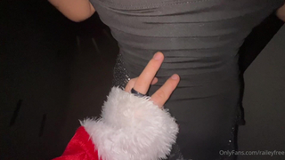 Railey Diesel Getting Fucked By Santa On Christmas Eve Onlyfans Leak
