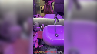 Riley Mae Aka Rileymaelewis Sucking Dick In Bathroom Onlyfans Leak