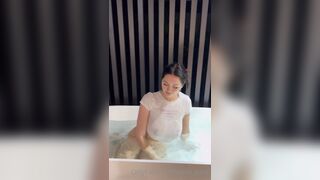 Anna Paul Big Tits Playing With Handshower Showing Her Horny Nude Nips Leak Onlyfans Video