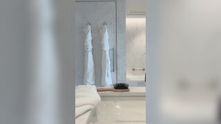 Mia Khalifa Bare Tits Out Ready Up For Date Onlyfans Leaked Video