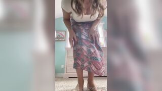 Diora Baird Slipping Nude Pussy While Teasing Latest Onlyfans Porn Leak