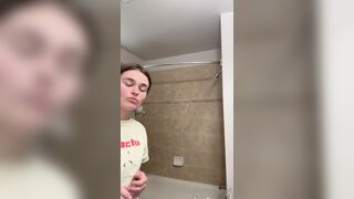 Megnutt02 Fully Naked Taking A Shower Leaked Onlyfans Porn