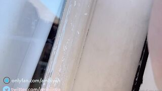 Ambiiyah Aka Candynxtdoor Bg Blow A White Guy And Rides Him Onlyfans Video