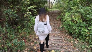 Zara Dar Lifts Her Frock And Booty Flashed Onlyfans Leak