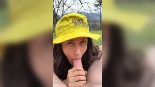 Siennagarciaog Outdoor Sucking White Cock And Took Cum In Mouth Onlyfans Video Leaked