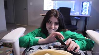 Hannahowo Popular Blowjob Video And Getting Cum Facial Leaked Porn