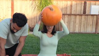 Taliya Sucking Gustavo Wearing A Pumpkin Onlyfans Ppv Leaked Video