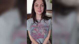 Makoshake Playing Her Nude Boobs Leaked Onlyfans Porn