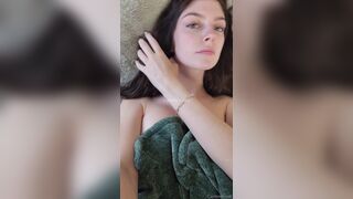 Makoshake Fucked Through Her Towel Simulation Leaked Onlyfans Video