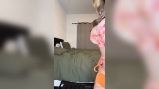 Genbvip Huge Tits Playing And Fucked Her Pussy With A Dildo Onlyfans Leak