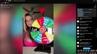 Honeybeepott Livestream Dropping Her Nude Boobs Leaked Onlyfans Video