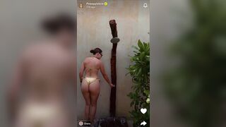 Pineapplebrat In Golden Bikini Outdoor Shower Video Leak