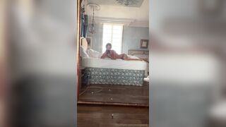 Maligoshik Fully Naked On Bed Teasing Selfie Leaked Onlyfans Video