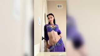 Divaflawless Strips Her Skirt And Flash Pussy Slightly Leak Onlyfans Video