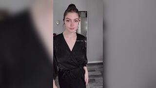 Makoshake Stripping Off And Playing Her Nude Nipples Leaked Onlyfans