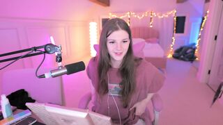 F1nn5ter Flashing Nipples On Livestream Leaked Video