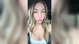 Anya Matusevich Fuck Her Juicy Pussy With Dildo In Car