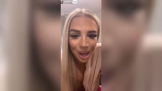 _jessdegx Slips Her Boob On Live TikTok Stream With 18k Likes