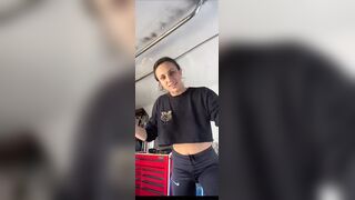 Texas Babe Getting Exposed Boob On Livestream