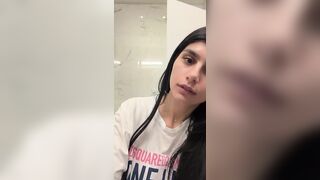 Mia Khalifa Reading With Her Big Nude Tits Out Showing Panties Onlyfans