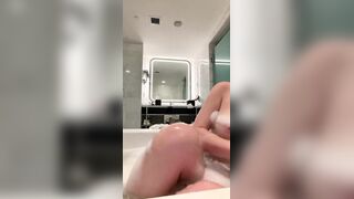 Soapyshayna Bathtub Tits Teasing With SOAP Onlyfans