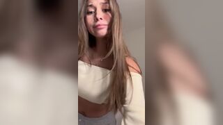 Sophie Rain Slowly Strips And Teasing Boobs And Booty