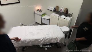 Secret Therapy - Jessica, Bubbly And Super Thic Black College Student First Massage
