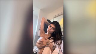Mia Khalifa Nude Pussy Slightly Slip Latest Leaked Onlyfans