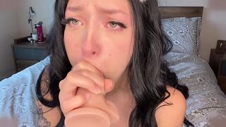 Natasha Noel Chokes Up While Deepthroating Her Toy