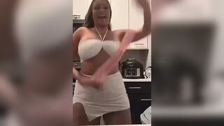 Hyerks Tit Slip In A TikTok Live