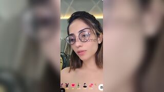 Pakistani OnlyFans Star Performs Nude In Leaked Live Stream