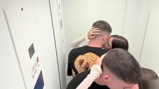 Yeri Blue And Rossavaxx Fuck In A Moving Elevator