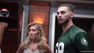 Bonnie Blue Fucking 10 NFL Player Gangbang Full porn Video