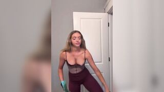 Woah Vicky Nude Nipples Slip On Live Leaked Video