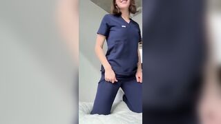 Jules Ari Rides A Strap-On Across The Mattress