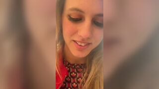 Serah Luna Performs Devout Deepthroat Blowjob On Knees