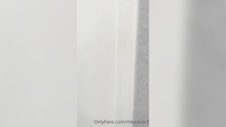 Riley Reid Step Sister Caught Humping Her Pillow Onlyfans Video