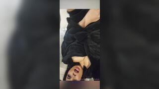 Lizbeth Rodriguez Before Bed Flashe Her Big Nipples And Pussy Lips Spread Onlyfans Video