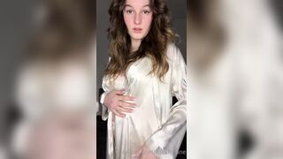 Realcarlyjane Took Her Lingerie Off And Finger Fuck Pussy Onlyfans Porn Leak