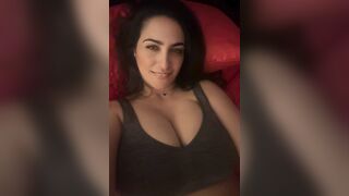 Lylah Styles Taking Her Nude Nipples Out And Playing Sex Tape Leaked