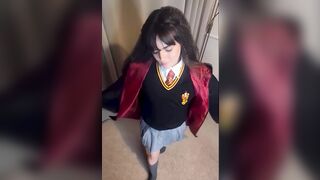 Leahrayplus Aka Leah Ray Hogwarts Student Sucking Big Fat Cock And Takes Facial Leak Onlyfans Video
