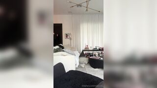 Mia Khalifa Fully Nude Tits Out Smoking A Joint Onlyfans Leak